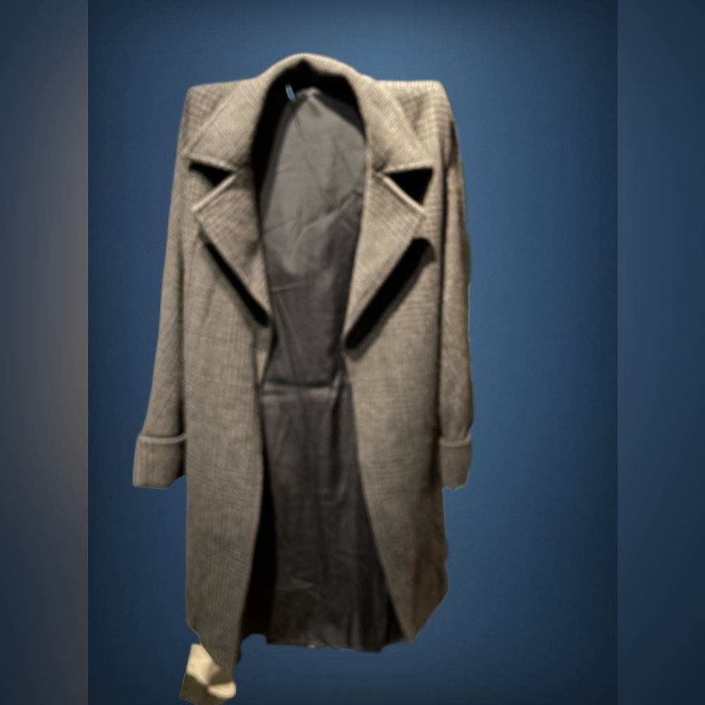 Theory Grey houndstooth swing coat. 3/4 sleeve.